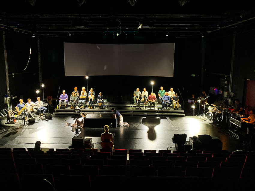 repetitie Uncut, NKK