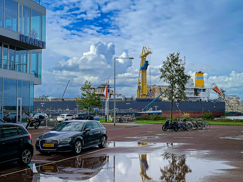 Axios, Mercuriushaven