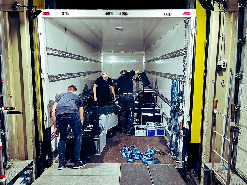 load out Oss